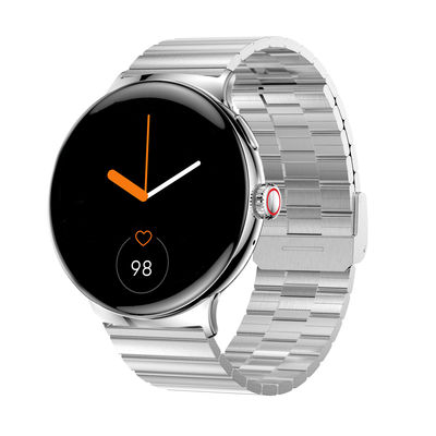Une montre en acier inoxydable japonaise suisse IP68 de style classique
